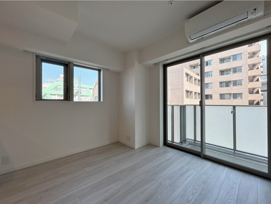 パークレジデンス三軒茶屋　築浅　駅近　ウォークインクロゼット　シューズインクロゼットの内装