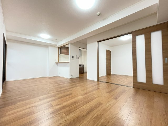 アルモード京都西院の居間・リビング|17.2帖