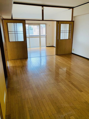 【居間・リビング】 | 高松ビル