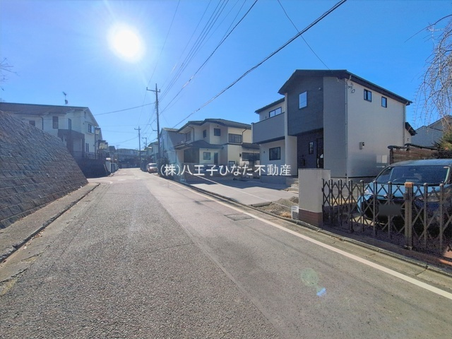 祝成約済み　八王子市　打越町　新築戸建て　４期の前面道路含む現地写真|～仲介手数料無料☆八王子ひなた不動産～　八王子市打越町　新築戸建て