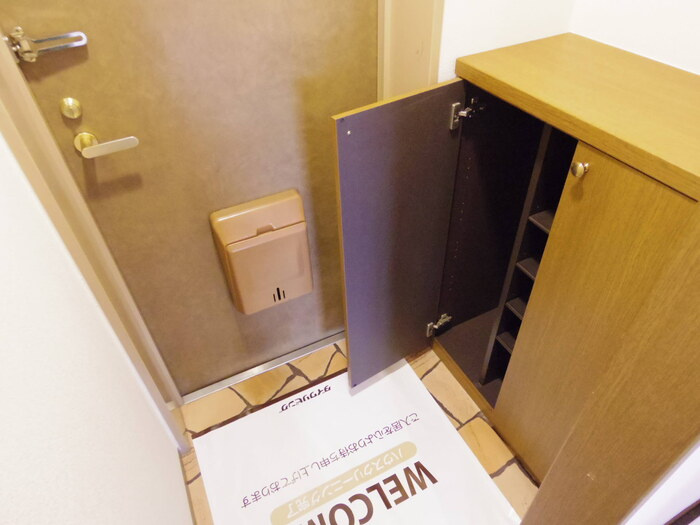 アトラクト松代の玄関|シューズBOX