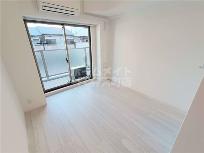 【居間・リビング】 | エスリード弁天町桜通レジデンス