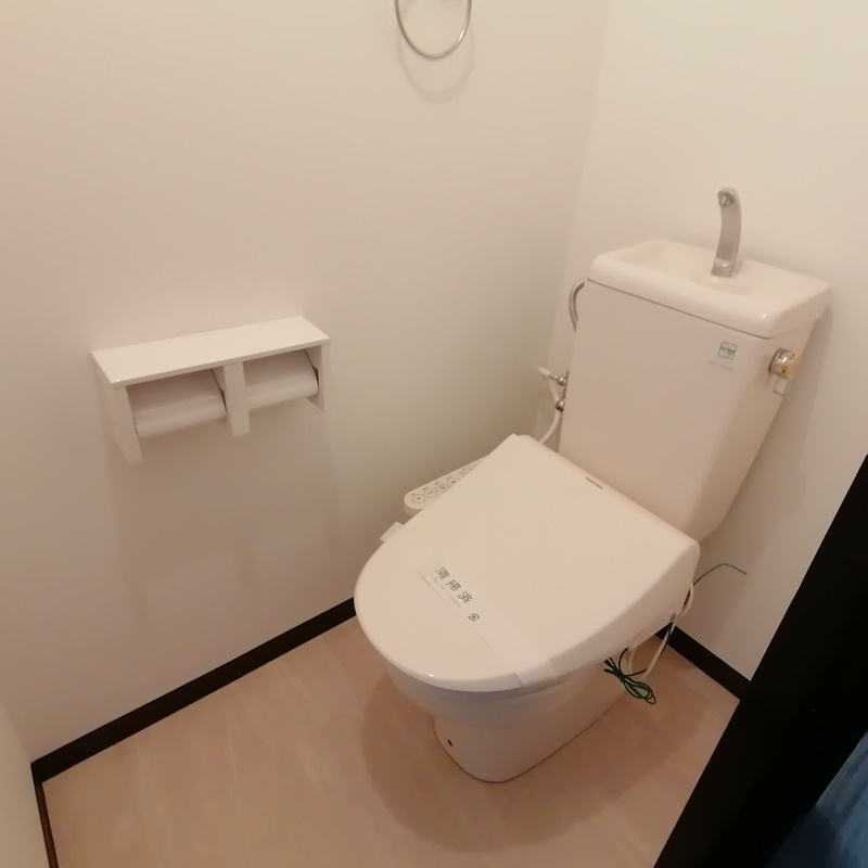 コーポ・サンガイアのトイレ|トイレもきれいです