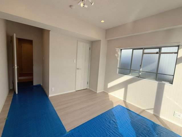 コーポ押上の洋室