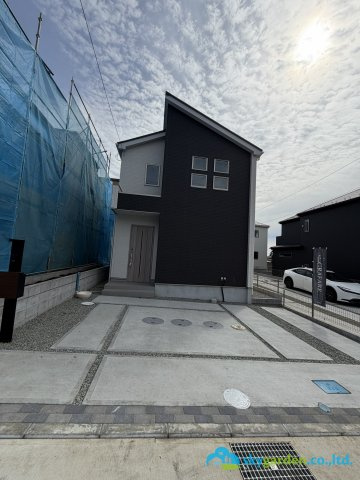 秦野市堀山下3期　新築戸建　全7棟4号棟の外観