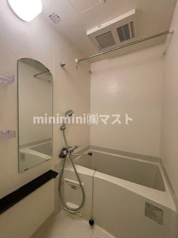 プレサンス心斎橋ソレイユの浴室