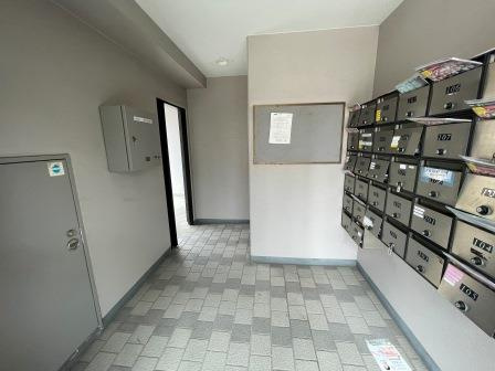 グレーストーエイのロビー