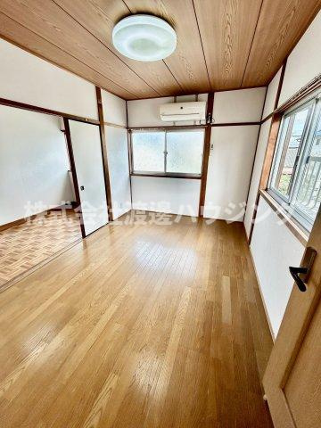 南楠の里町一戸建の洋室