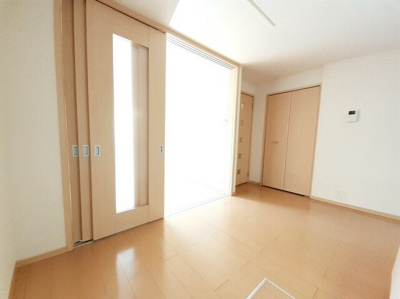 【内装】 | エール湯川Ａ | 明るい色調の室内です