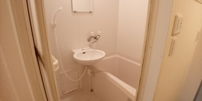 【浴室】 | レオパレスマーブルパレス | 日々の暮らしに欠かせないお風呂です