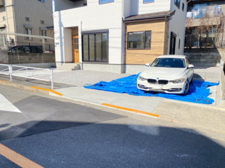 祝：成約済み　八王子市　北野台　新築戸建て　２８期の駐車場|～仲介手数料無料☆八王子ひなた不動産～　八王子市北野台　新築戸建て