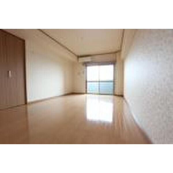 ロイヤル博多駅前の居間・リビング