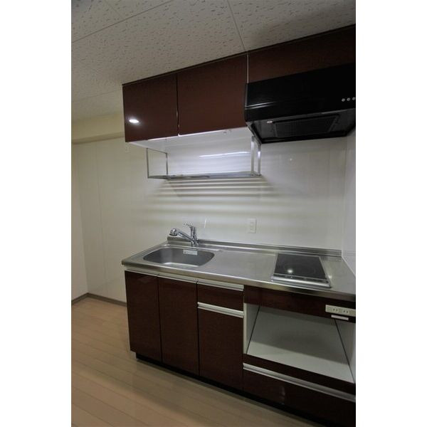 ロイヤル博多駅前のキッチン