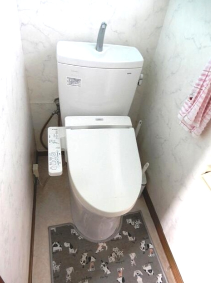 長生郡白子町浜宿　中古戸建のトイレ|敷地約203坪 南側田園地帯で日当たり風通しが良いです。倉庫兼作業所（未登記）都市ガス上下水