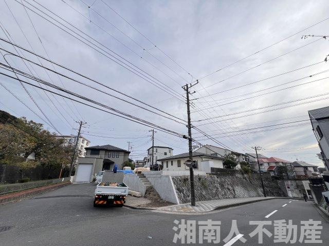 逗子市池子３丁目５２５－２０９新築戸建ての前面道路含む現地写真|前面道路含む現地写真です
