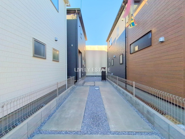 草加市瀬崎5丁目 新築分譲住宅 全3棟 3号棟の駐車場