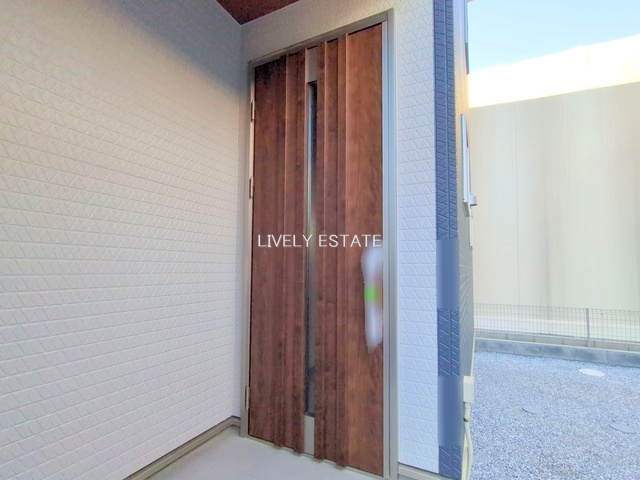 草加市瀬崎5丁目 新築分譲住宅 全3棟 3号棟の玄関