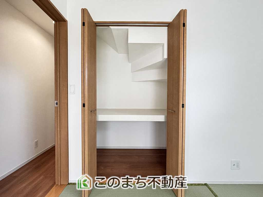いろどりアイタウン那須塩原市並木町23-P1の収納|各居室に収納付で住みやすさにこだわっています♪