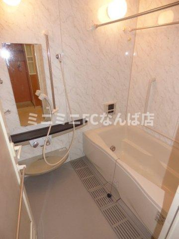 大阪市西区南堀江４丁目の賃貸マンションの浴室