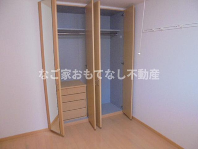 【収納】 | エスポアールII | ※写真は別号室