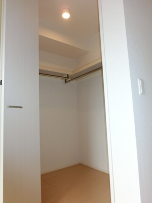 【洋室】 | モンシャトー | モンシャトー　クローゼット