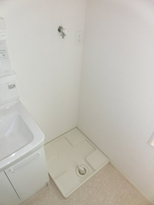 【設備】 | モンシャトー | モンシャトー　室内洗濯機置場