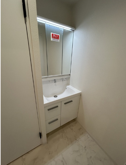 シャトード本山の独立洗面台