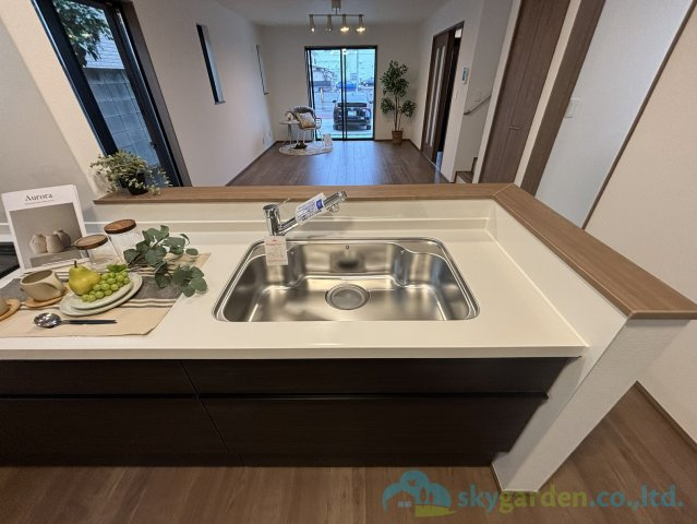 平塚市西八幡4丁目　新築戸建　全2棟B号棟のキッチン