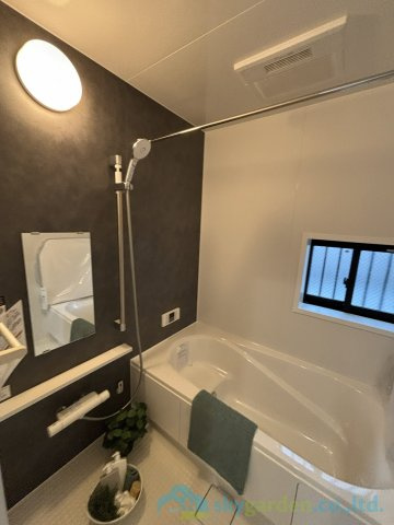 平塚市西八幡4丁目　新築戸建　全2棟B号棟の浴室