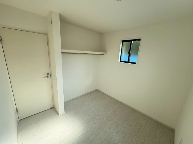 南区中尾１丁目　新築戸建　２棟の洋室|洋室4.5帖