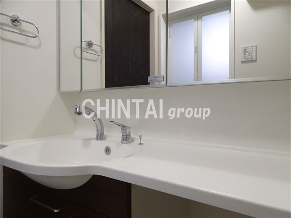 ノーブル・ルミナス笹塚の洗面所