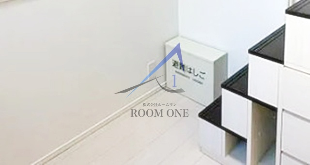 ローレンス　ガーデンの居間・リビング|洋室のお部屋です。