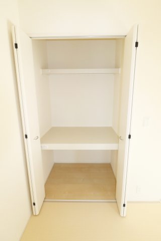 郡山市富久山町福原字三斗蒔田　　　2号棟　　　行健小学校、行健中学区　の収納