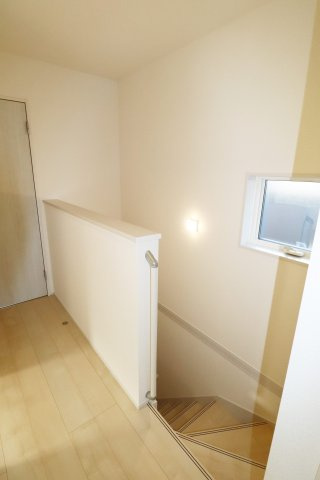 郡山市富久山町福原字三斗蒔田　　　2号棟　　　行健小学校、行健中学区　の内装