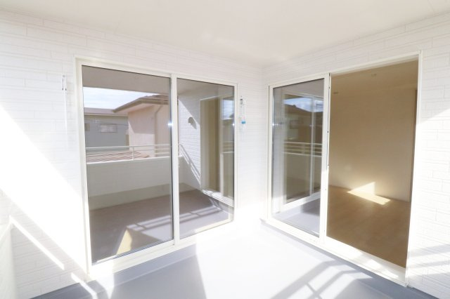 郡山市富久山町福原字三斗蒔田　　　2号棟　　　行健小学校、行健中学区　のバルコニー