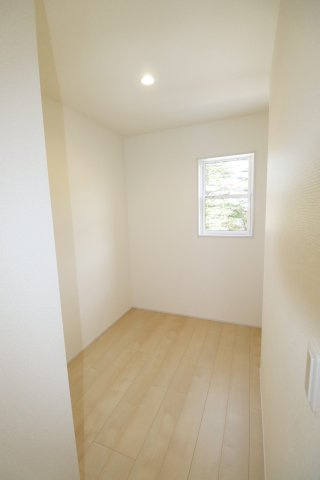 郡山市富久山町福原字三斗蒔田　　　2号棟　　　行健小学校、行健中学区　の収納