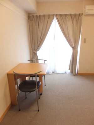 【ロビー】 | レオパレスラピス