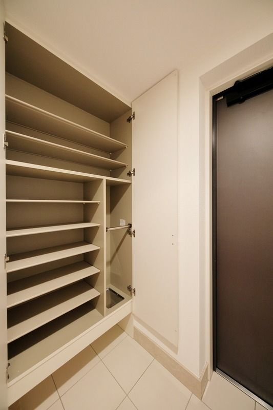 ドゥーエ銀座イーストⅠの収納