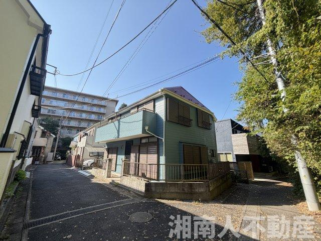 逗子市沼間３丁目４－１７戸建ての外観|外観は落ち着いています