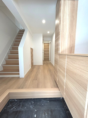 【玄関】 | 今津野田町　中古戸建