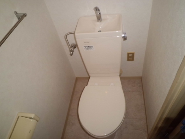 イトーピア灘ＫＩＴＡＮＯのトイレ