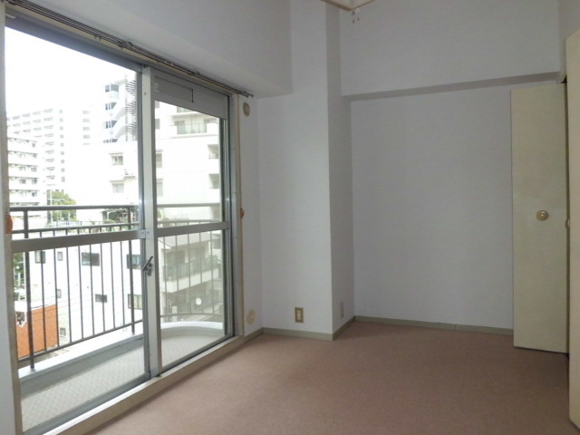 イトーピア灘ＫＩＴＡＮＯの居間・リビング