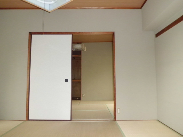 イトーピア灘ＫＩＴＡＮＯの居間・リビング