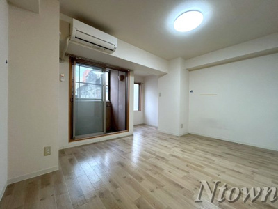 【居間・リビング】 | ドミール長者町 | おしゃれなリビングです