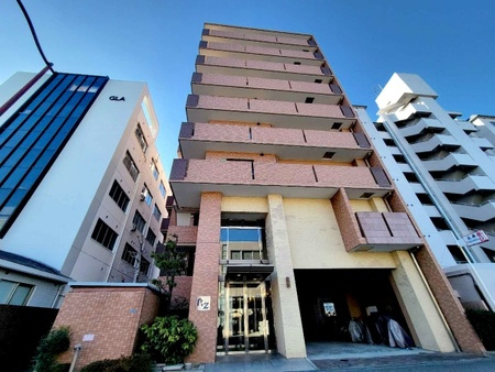 レイセニット江坂の外観