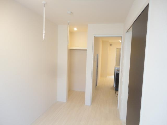 ウィステリアⅠの寝室|室内