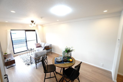 【居間・リビング】 | 【上質リノベ】パークヒルズ中須公園 | 室内（2026年1月15日10：00頃）撮影
