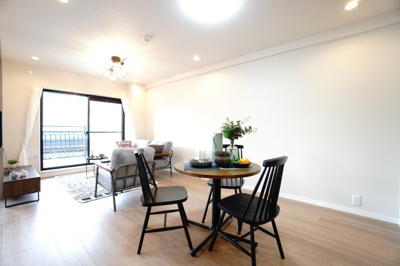 【居間・リビング】 | 【上質リノベ】パークヒルズ中須公園 | 室内（2026年1月15日10：00頃）撮影
