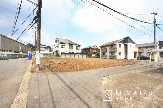 【前面道路含む現地写真】 | 日当たりの良いお家は嬉しいですよね。それぞれ価値観が分かれる箇所です、実際に内覧して日当たりの心地よさをご体感下さいね♪