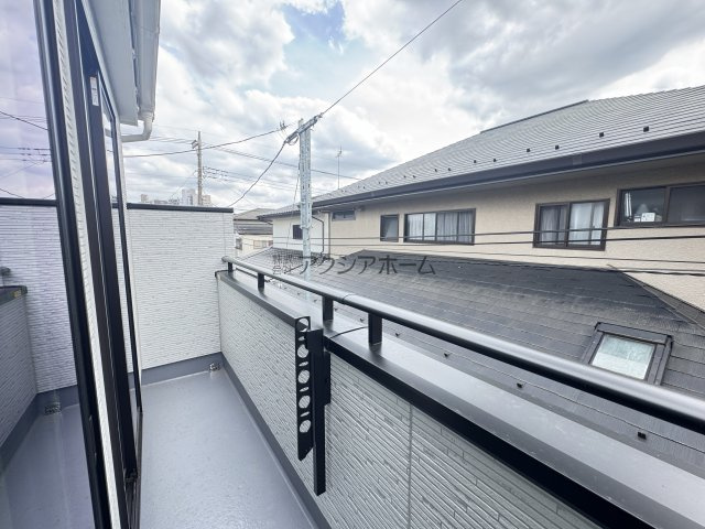 所沢市中新井3丁目・全2棟　新築一戸建　A号棟のバルコニー